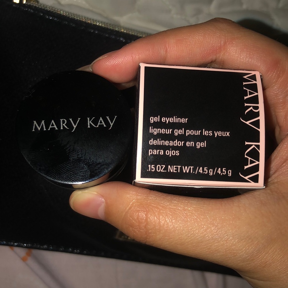 NEW Mary Kay Eyeliner